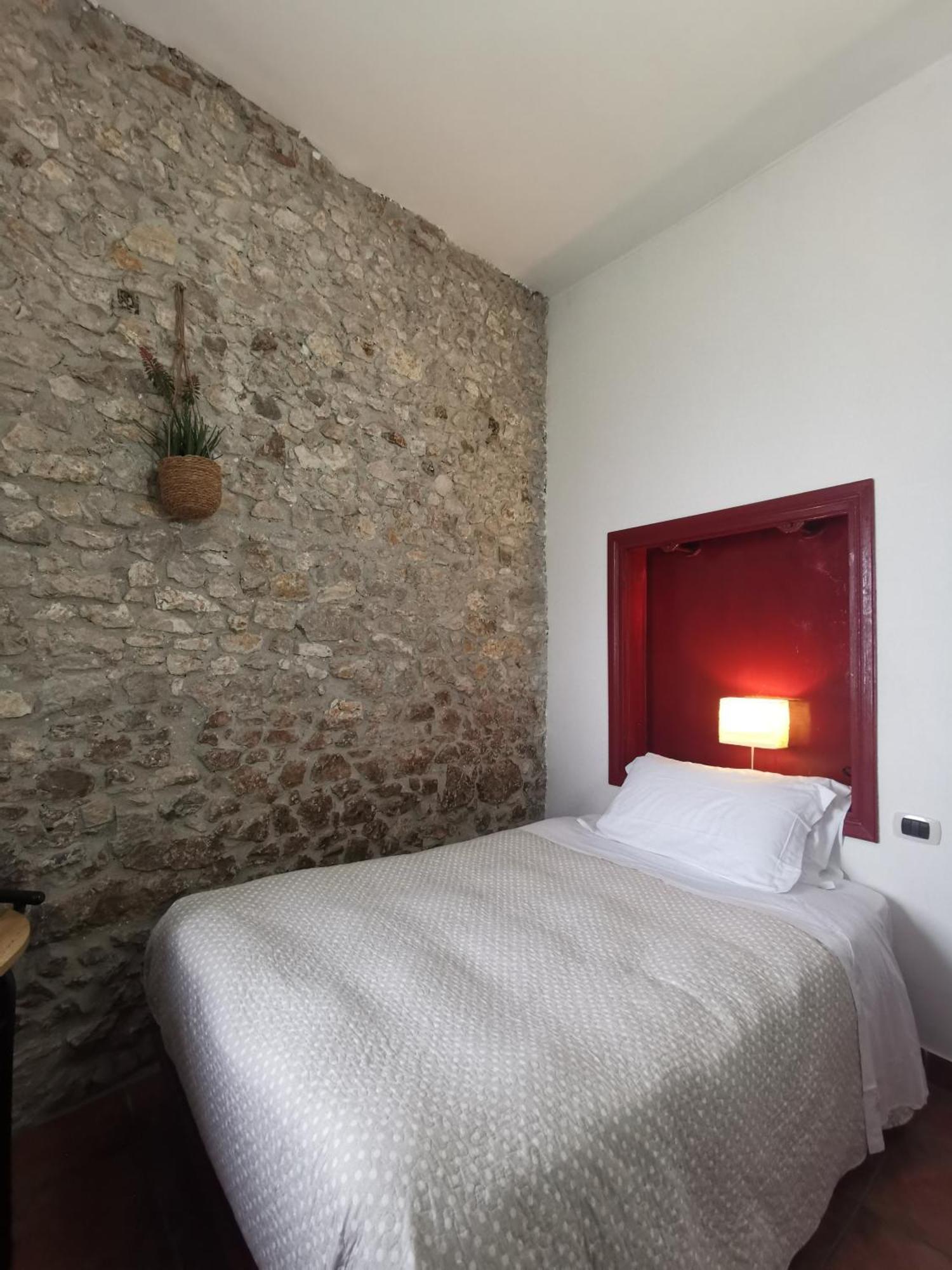 Locanda Dell'Arcangelo Rocca Massima Pokój zdjęcie