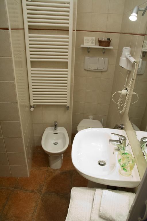 Locanda Dell'Arcangelo Rocca Massima Zewnętrze zdjęcie